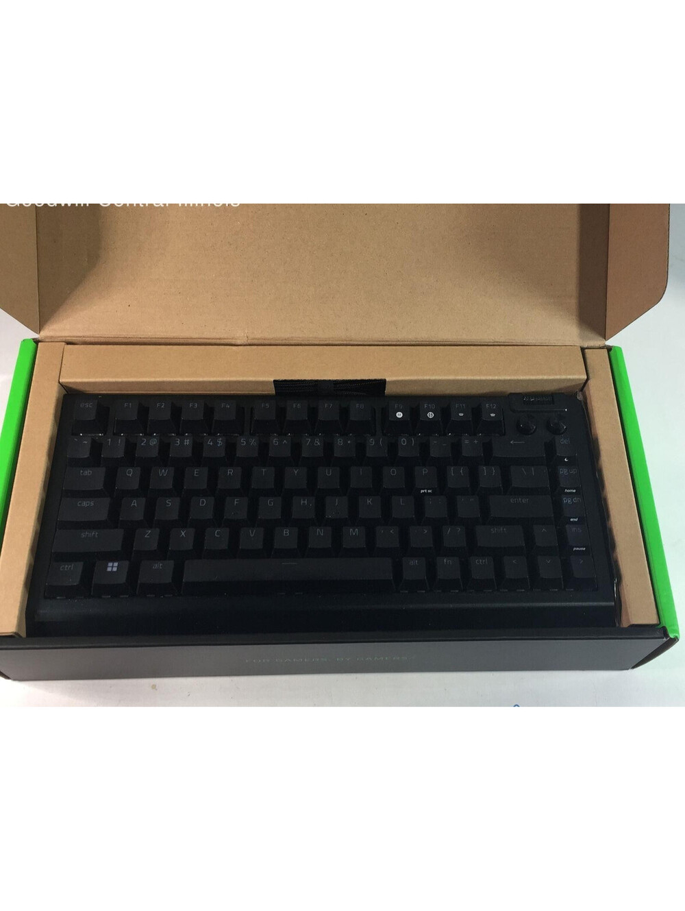 Razer Blackwidow V4 75% Hot-Swappable Mechanical Gaming Keyboard OPEN BOX - Picture 2 of 6